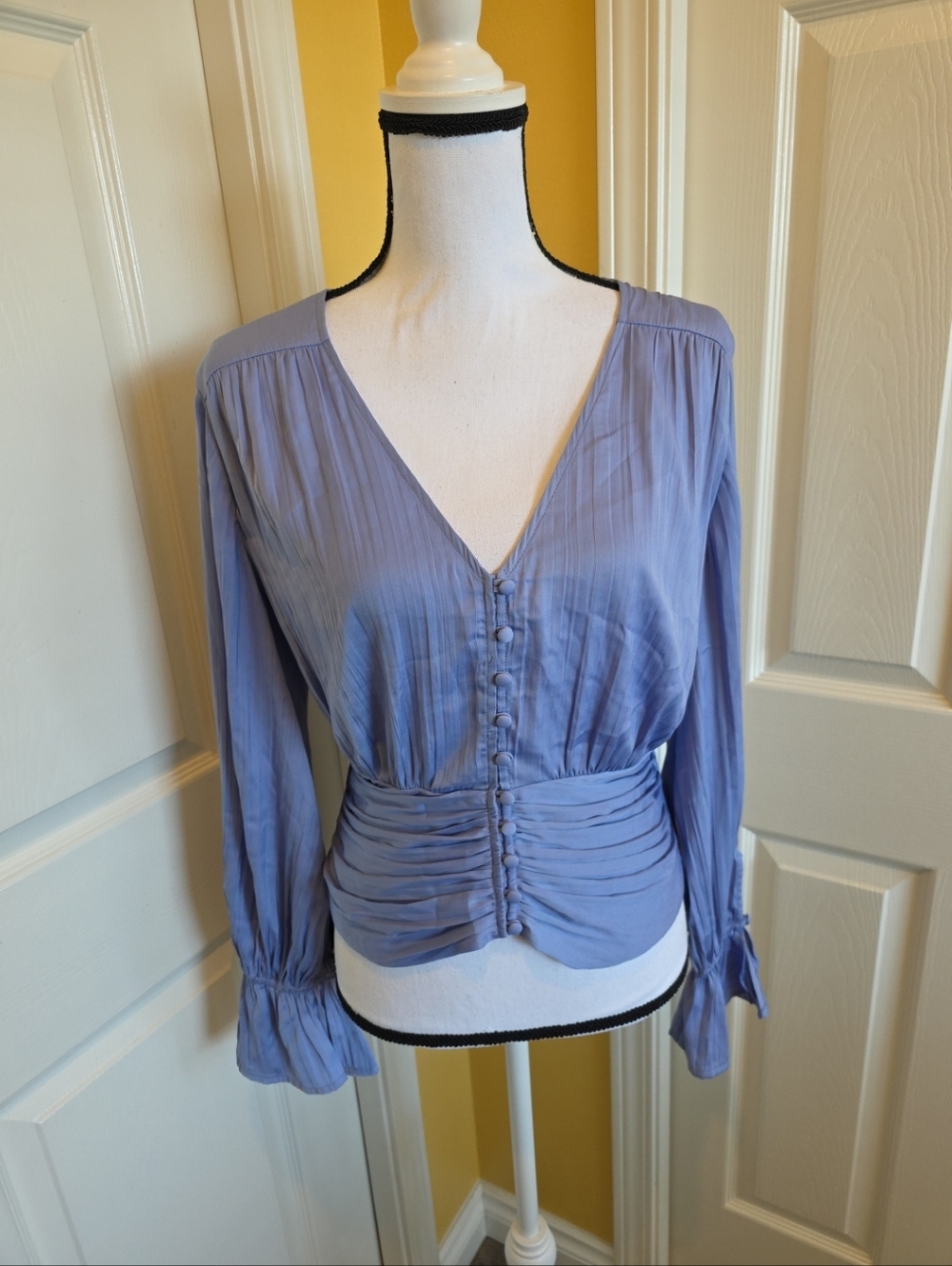 ANTHROPOLOGIE BLUE V NECK BLOUSE, SIZE M